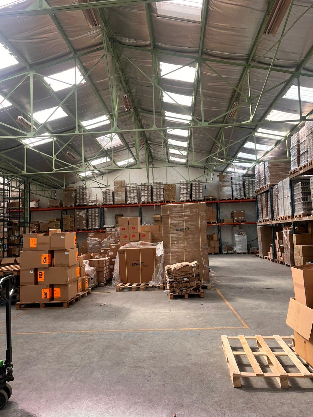 Entrepôt Ouilog, préparation des expéditions